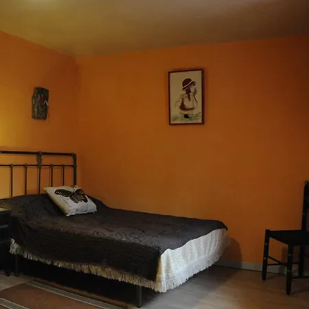La Casa De Eusebio Y Vicenta Diustes