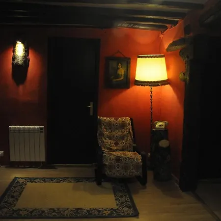 La Casa De Eusebio Y Vicenta *