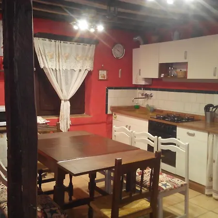 La Casa De Eusebio Y Vicenta